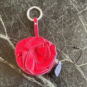 Vera Bradley Red Rose Bag Zipper Pouch Purse Charm Rosy Outlook Keychain Girl